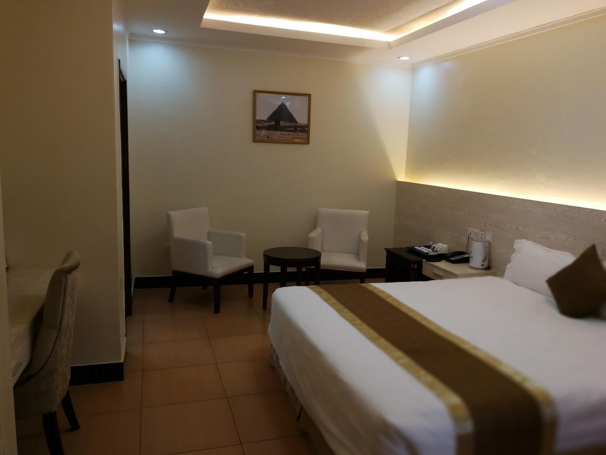 Nanjing Restaurant & Motel Kampala Ngoại thất bức ảnh